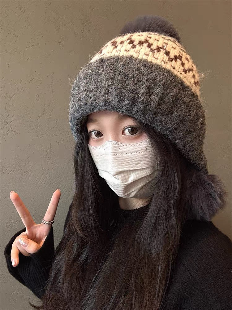 BEANIE HAT IN COLORFUL WOOL 394008