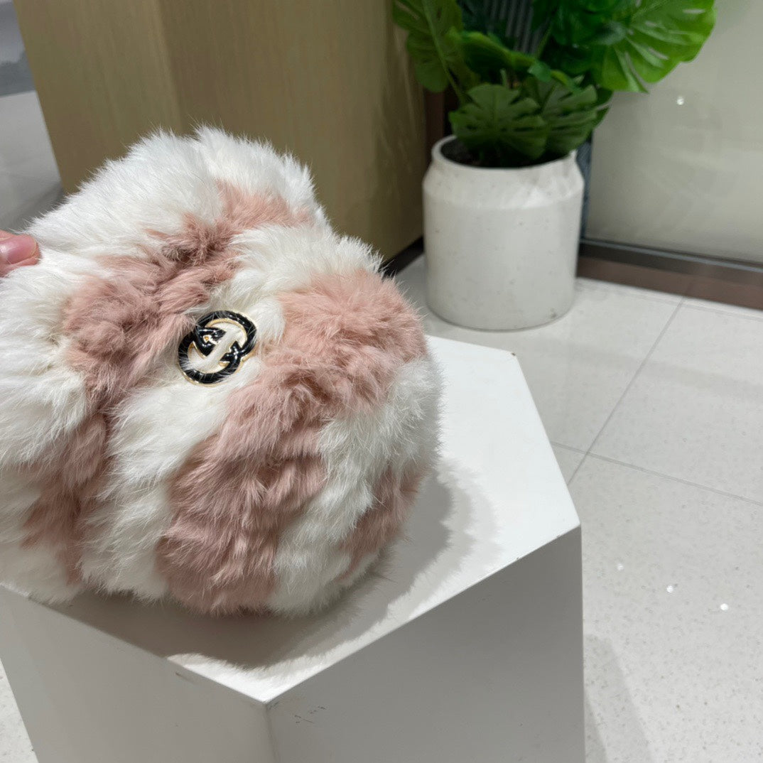 BUCKET HAT IN LIGHT PINK MIX WHITE RABBIT FUR 404639