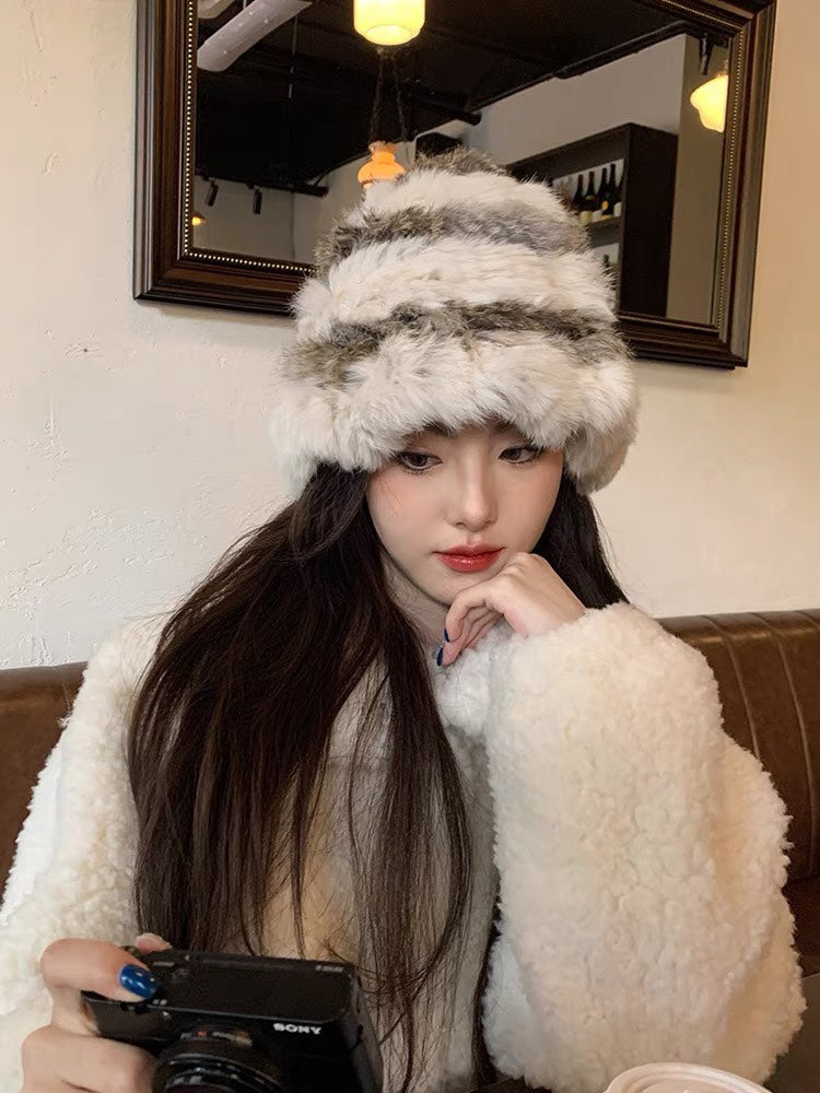 BUCKET HAT IN BROWN MIX WHITE FLEECE 412797