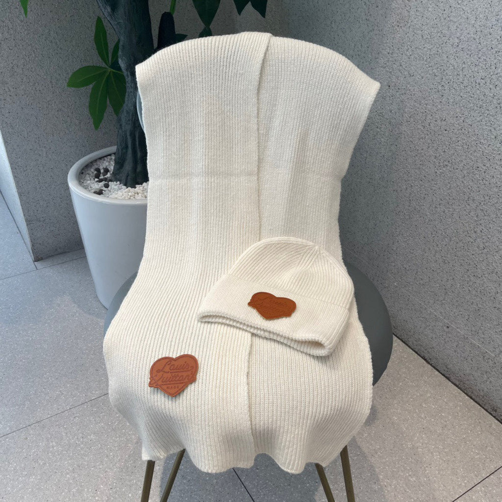 SET SCARF AND HAT IN WHITE WOOL 414795