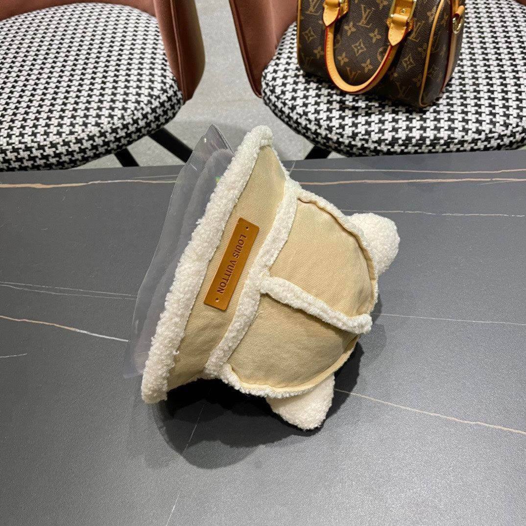 FISHERMAN HAT WITH CUTE CAT EARS IN BEIGE VELVET AND LAMB FUR 414690