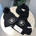 SET BEANIE HAT AND SCARF IN BLACK WOOL 424024