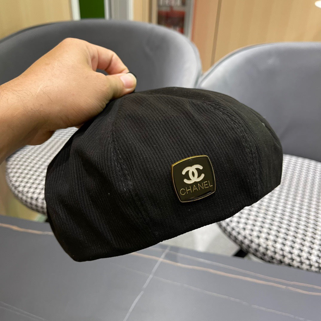 BERET HAT IN BLACK CORDUROY 429844