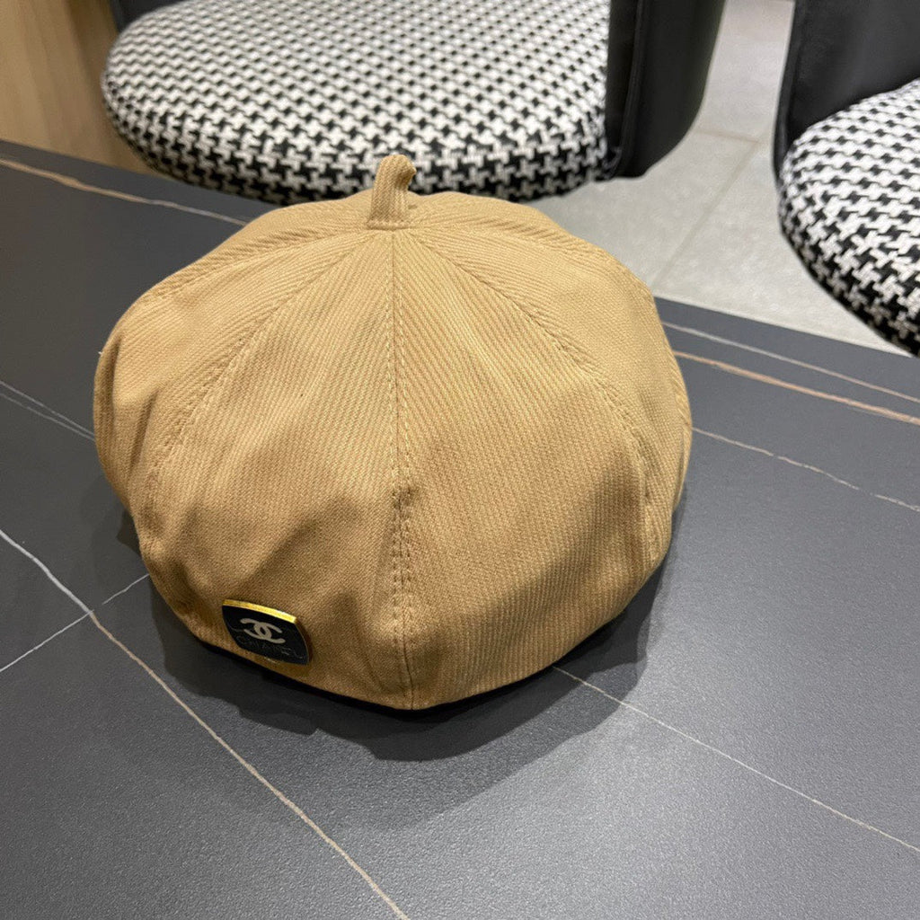 BERET HAT IN CIDER BROWN CORDUROY 429845