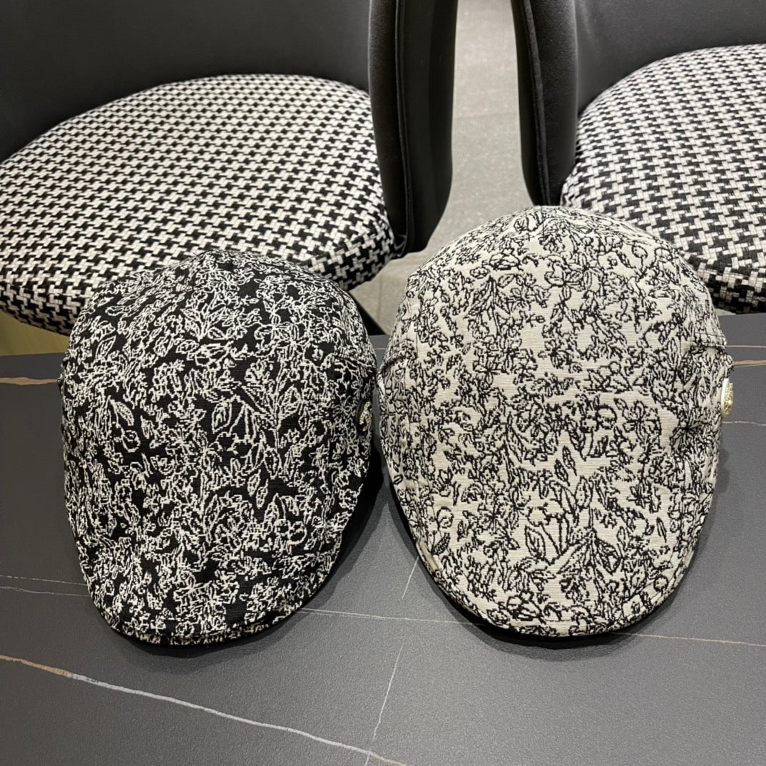 BAKER BOY CAP IN BLACK MIX WHITE FABRIC 431519