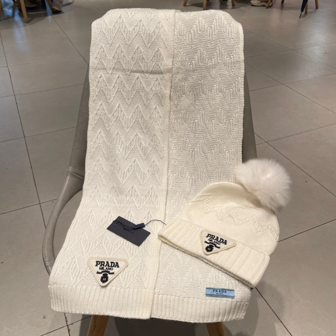 SET SCARF AND HAT IN WHITE CASHMERE AND RABBIT FUR 433247