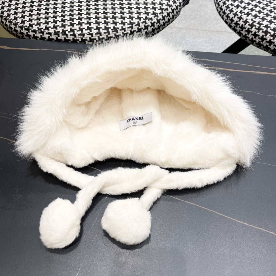 BEANIE HAT IN WHITE FLEECE AND WOOL 433166