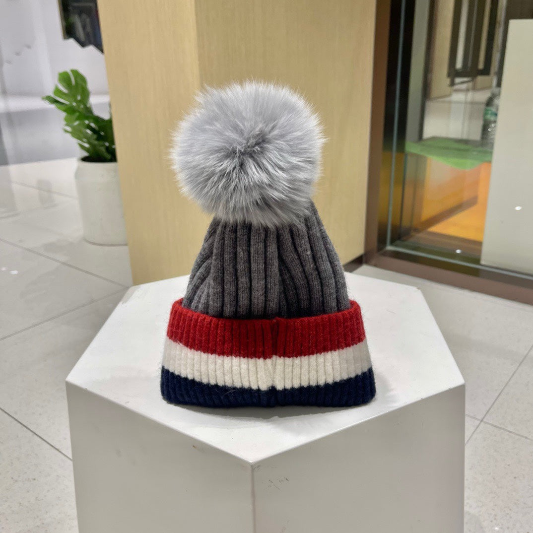BEANIE HAT IN COLORFUL WOOL 434722