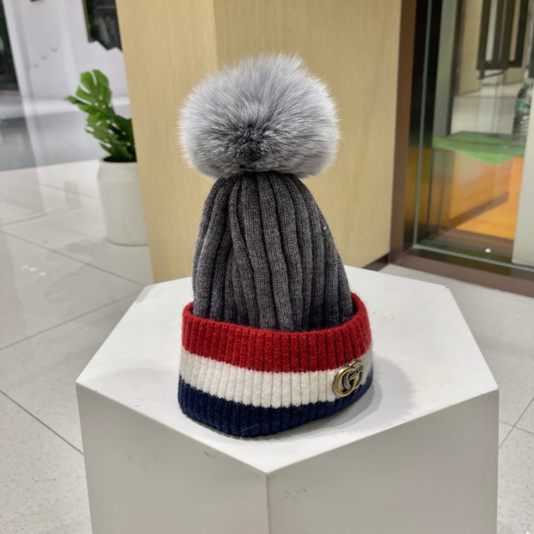 BEANIE HAT IN COLORFUL WOOL 434722