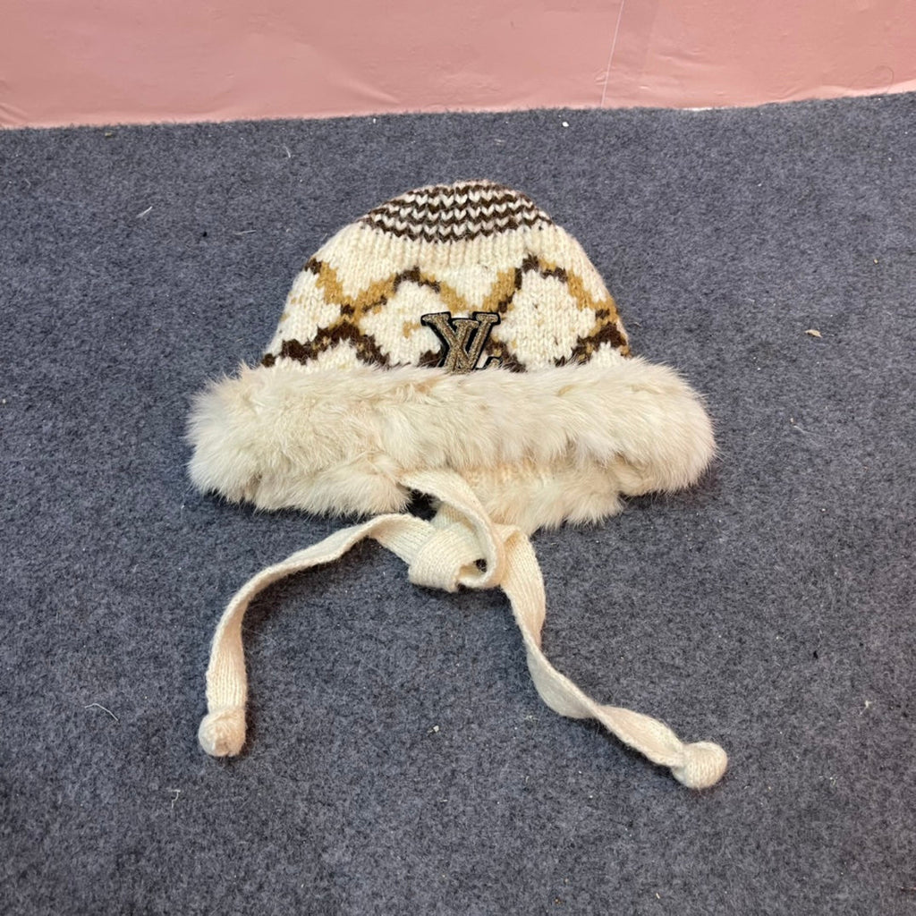 KNITTED WOOL HAT COLORFUL 436579