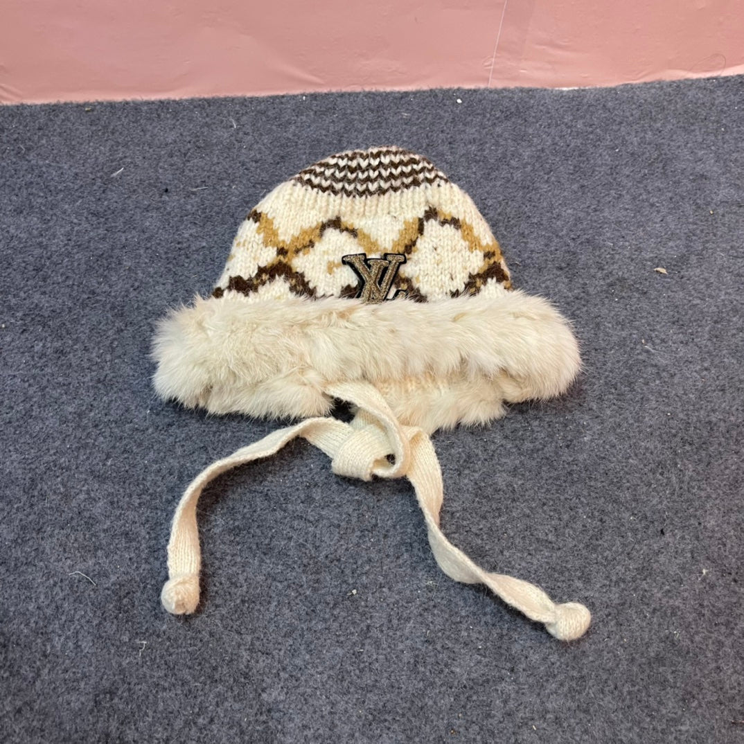 KNITTED WOOL HAT COLORFUL 436579