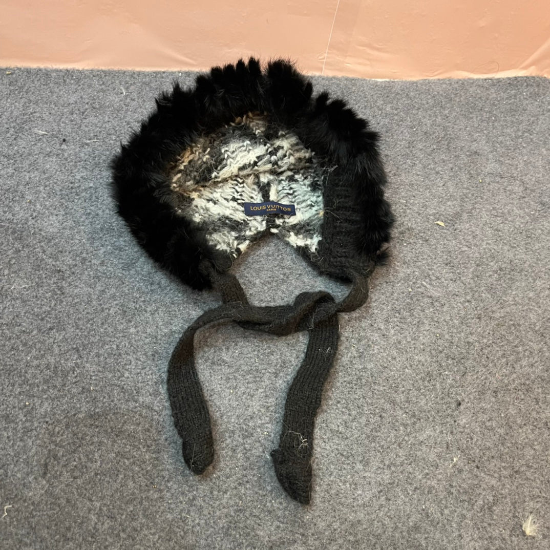 KNITTED WOOL HAT COLORFUL 436580