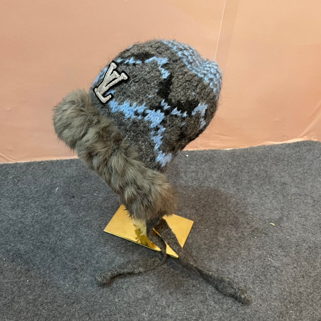 KNITTED WOOL HAT COLORFUL 436582