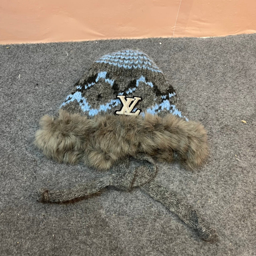 KNITTED WOOL HAT COLORFUL 436582