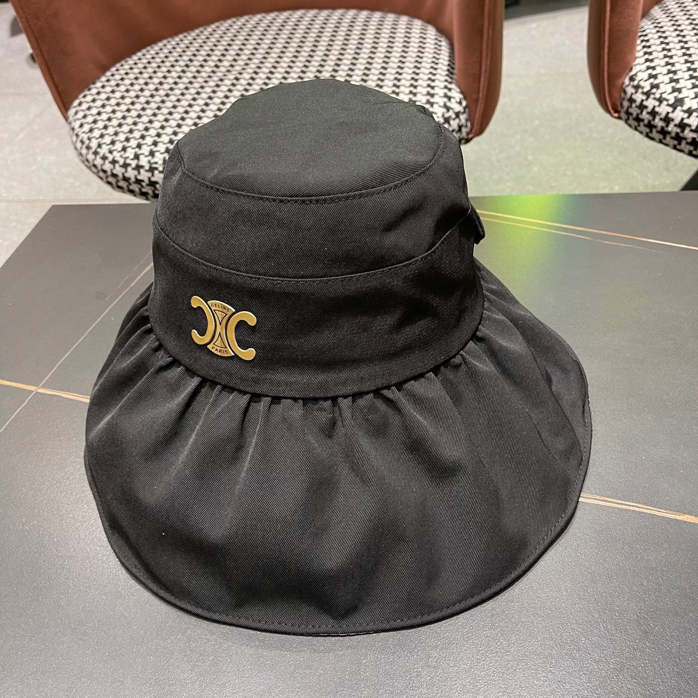 CELINE 25S BUCKET HAT 734583 IN BLACK