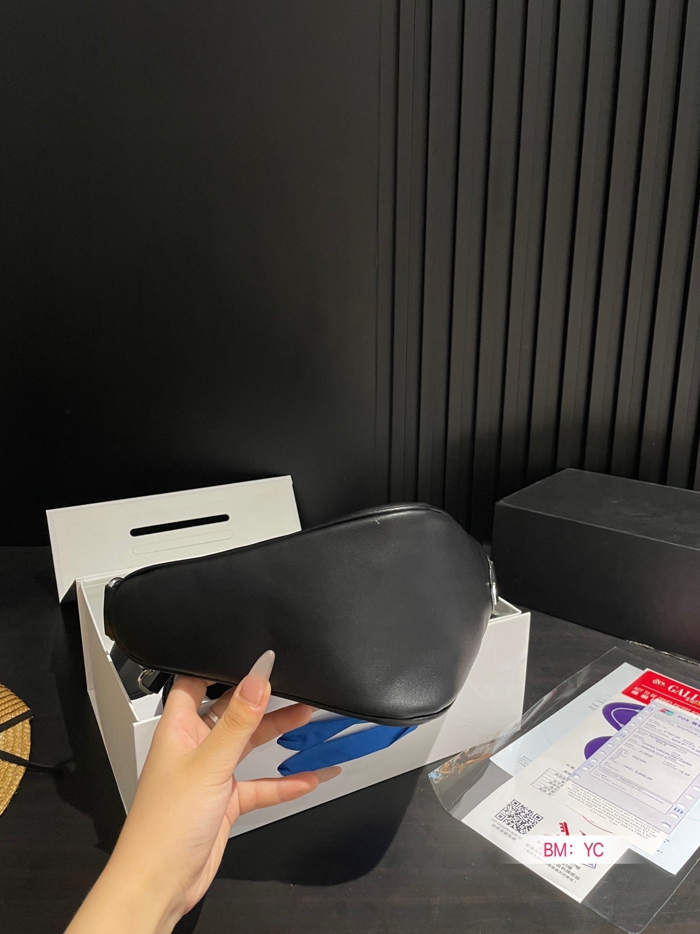 PRA TRIANGLE 26 SHOULDER BAG IN BLACK CALFSKIN