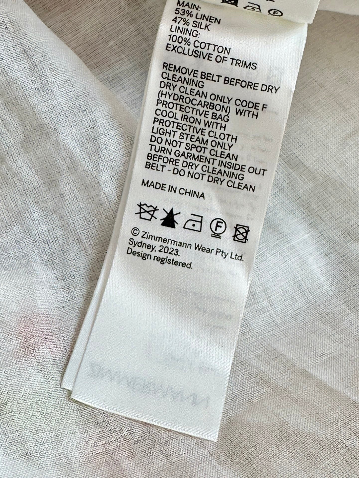 SHORT-SLEEVE V-NECK FLORAL PRINT DRESS 266380