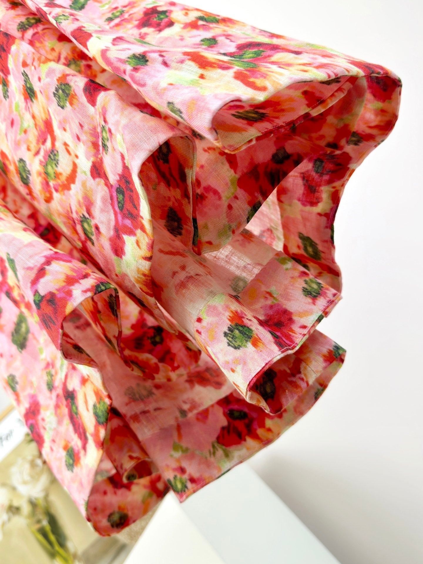 LIGHTBURST SHORT SLEEVE BACKLESS DRESS 25S IN LINEN 266370