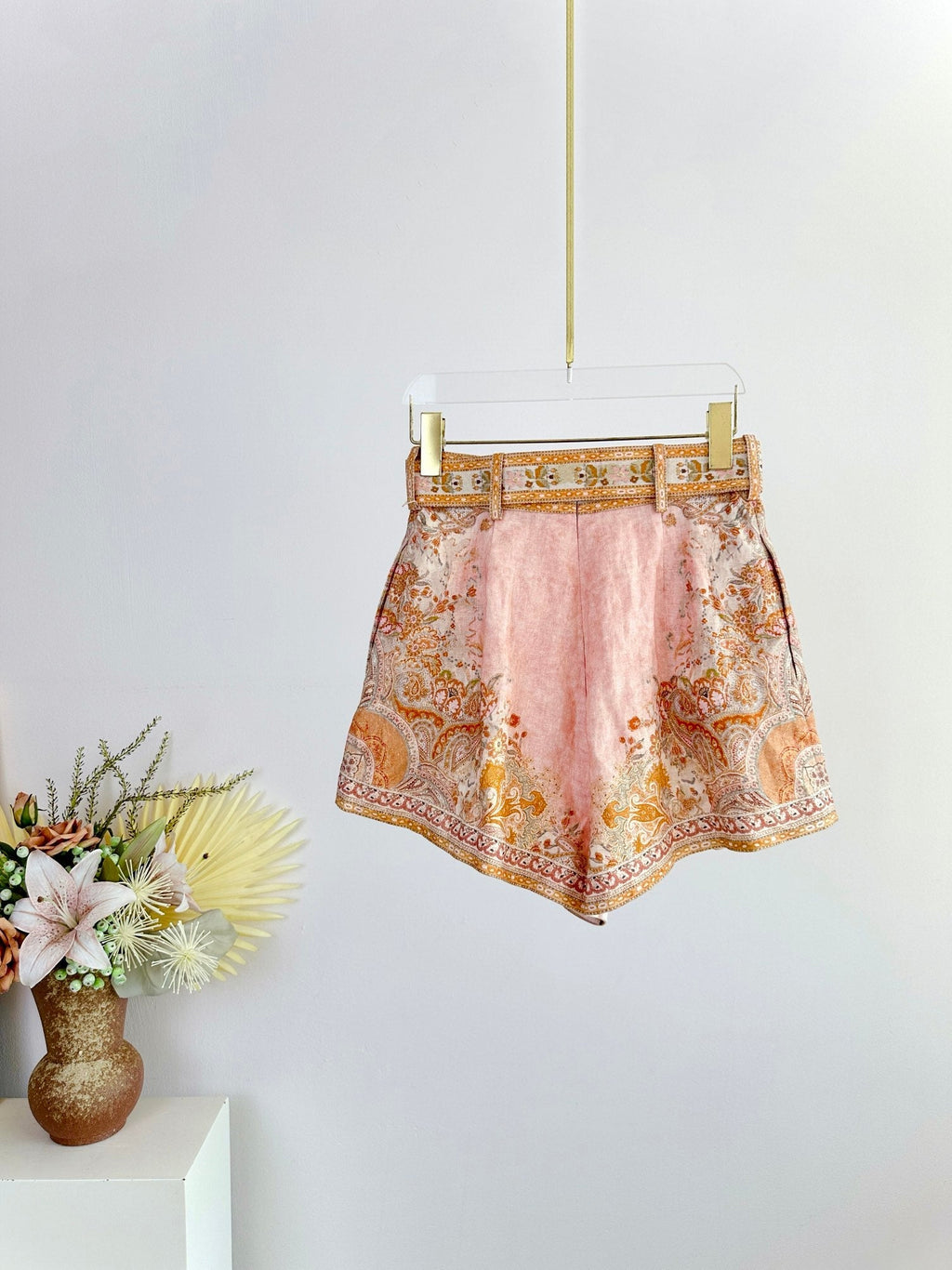 ZIMMERMANN PLEATED SHORTS 270176