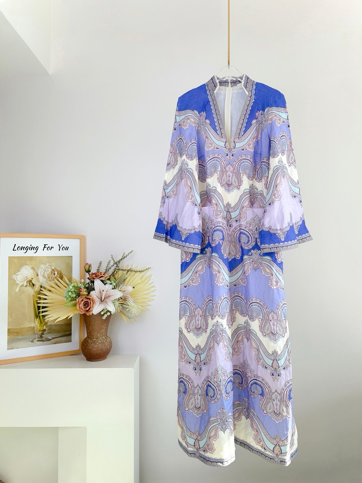 DEEP V-NECK DRESS WITH SIDE SLIT 266467