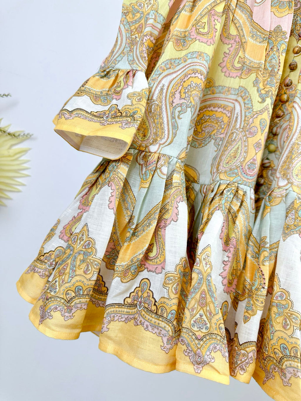 HIGH-NECK LONG-SLEEVE PRINTED DRESS IN PURPLE AND YELLOW