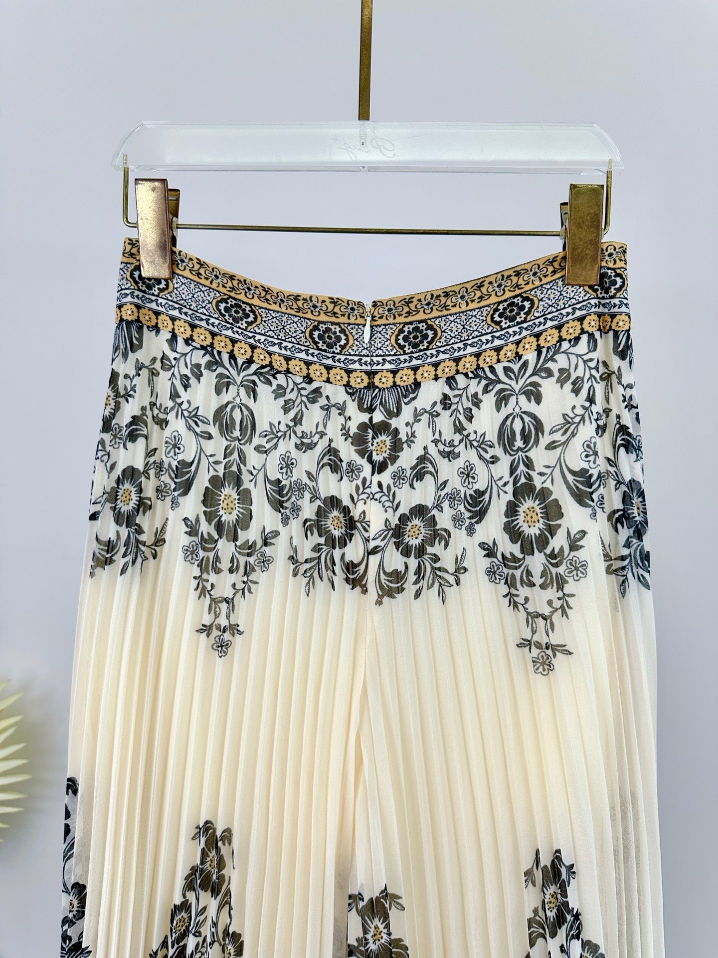 ZIMMERMANN PLEATED FLARED PANTS 270190