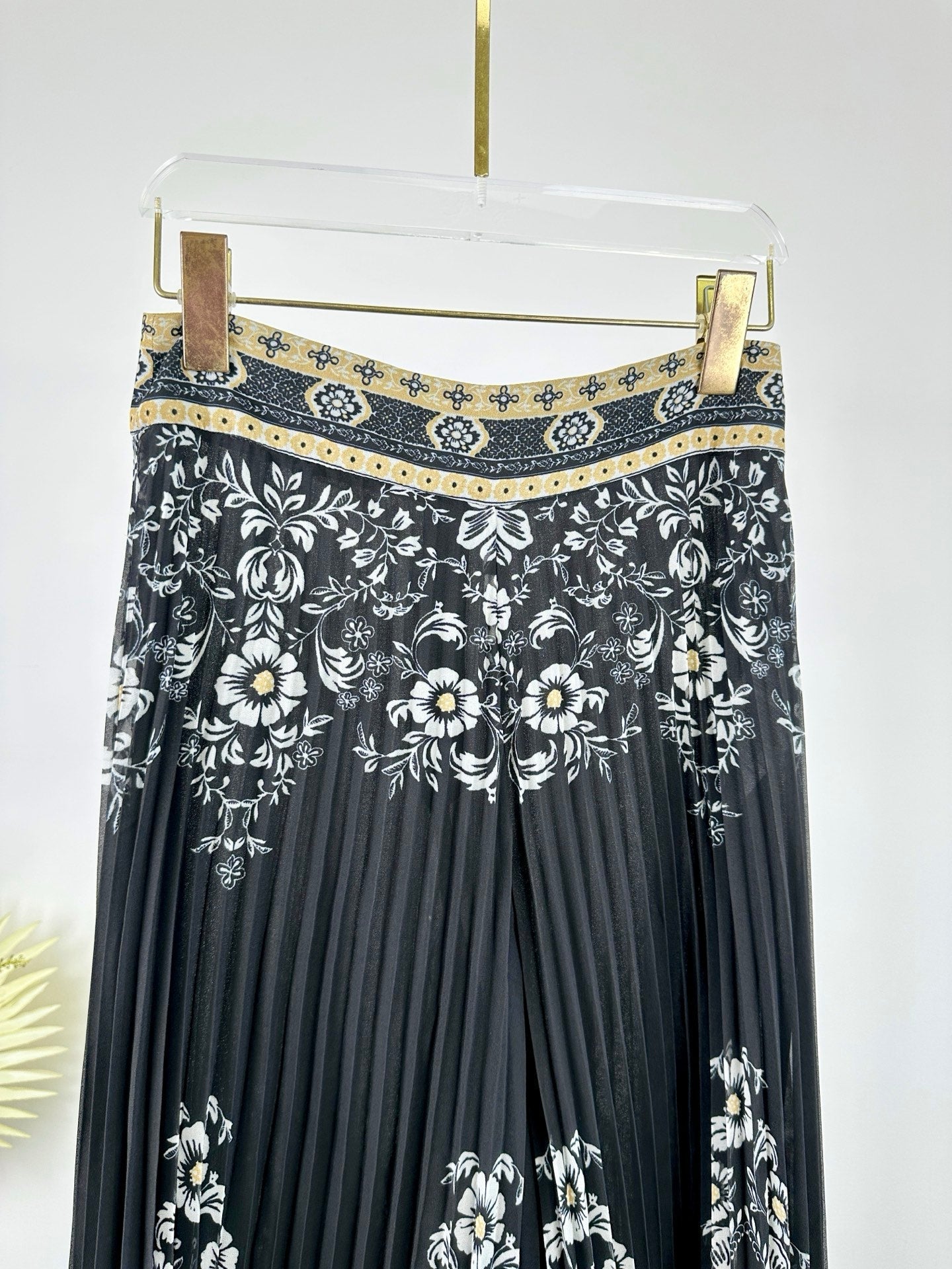 ZIMMERMANN PLEATED FLARED PANTS 270194