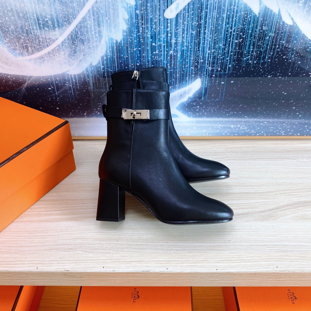 STORY ANKLE BOOT 7 CM IN BLACK LAMBSKIN
