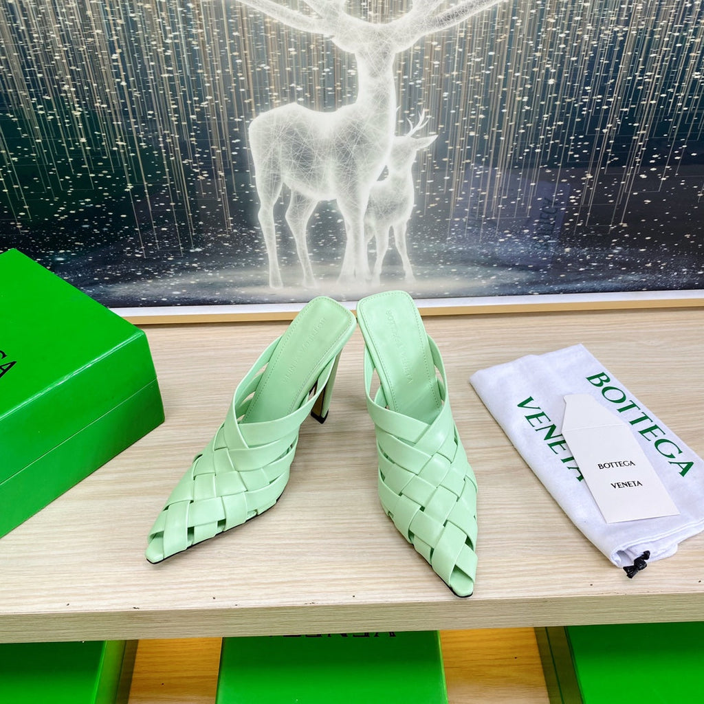 ALFIE LEATHER HIGH MULES IN GREEN MINT CALFSKIN WITH WOVEN DESIGN