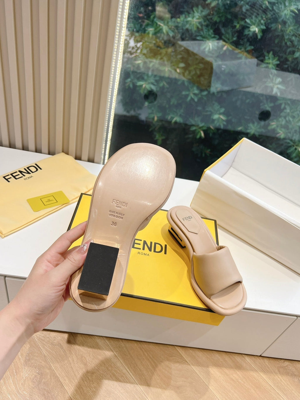 FF Baguette Slides Women 45 Nappa Leather Beige