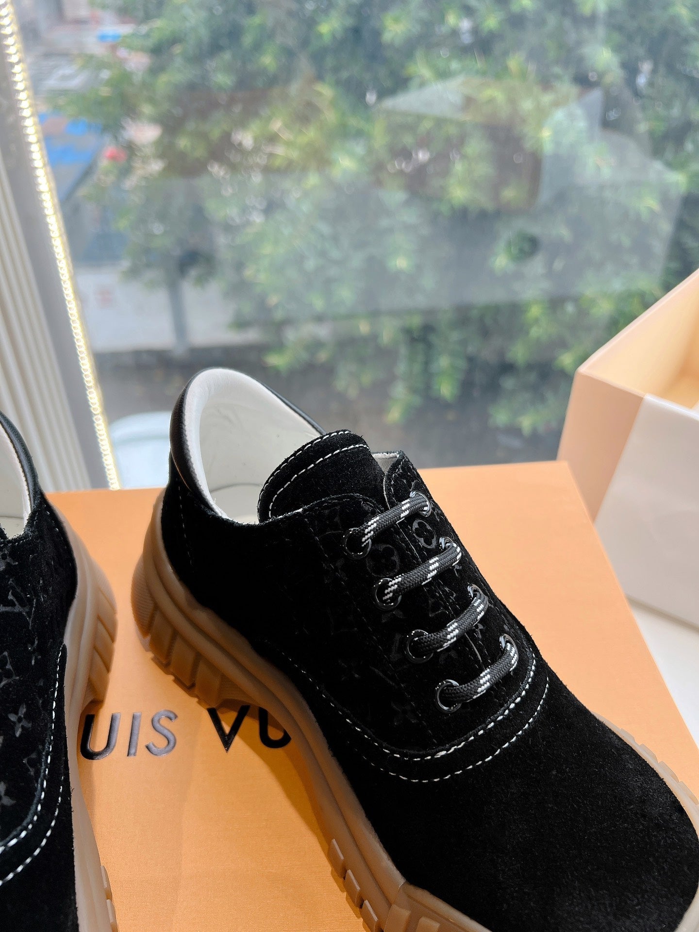 LV ARCHLIGHT SKATE SNEAKER IN BLACK EMBOSSED SUEDE