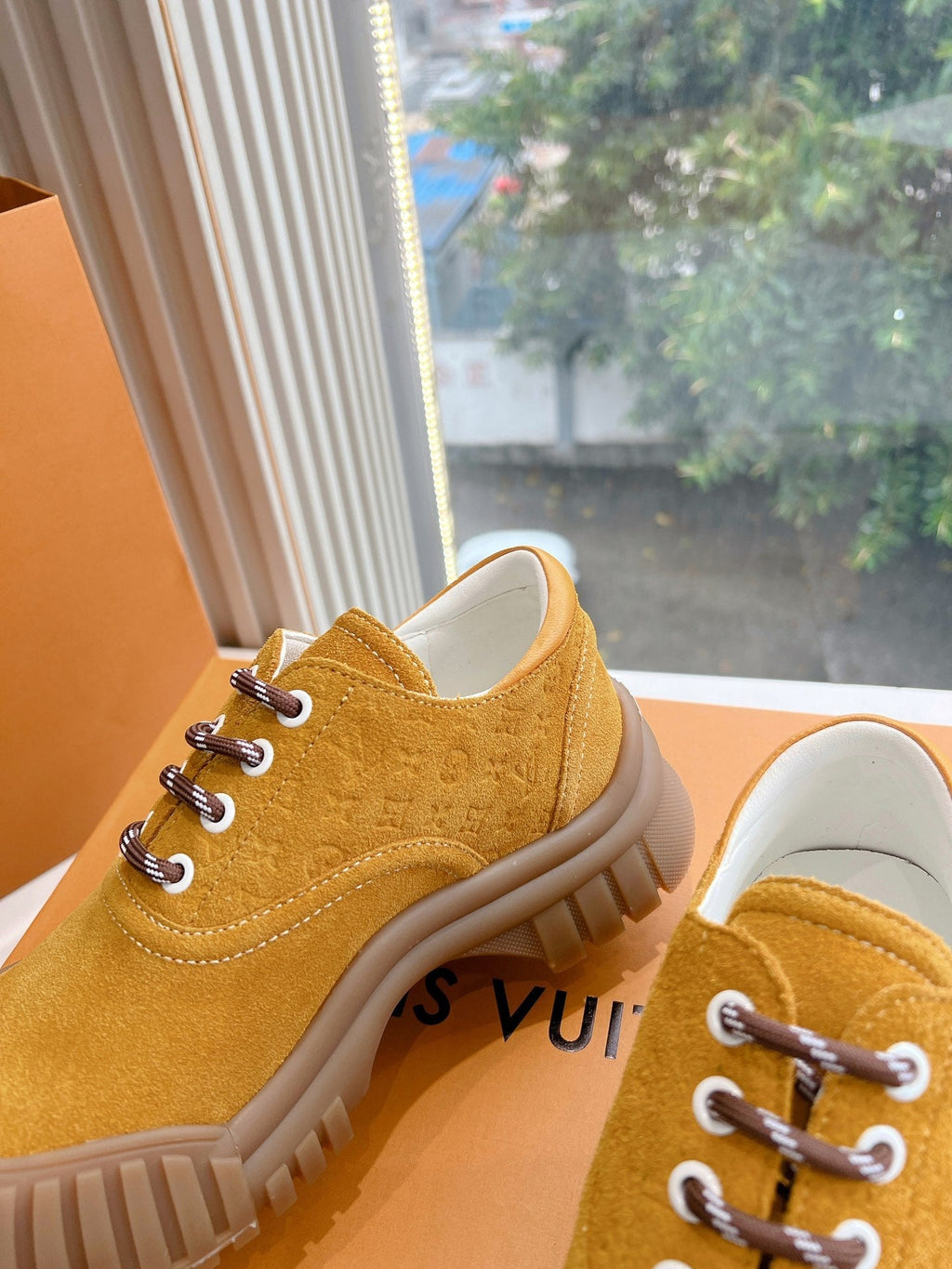 LV ARCHLIGHT SKATE SNEAKER IN HARVEST GOLD EMBOSSED SUEDE