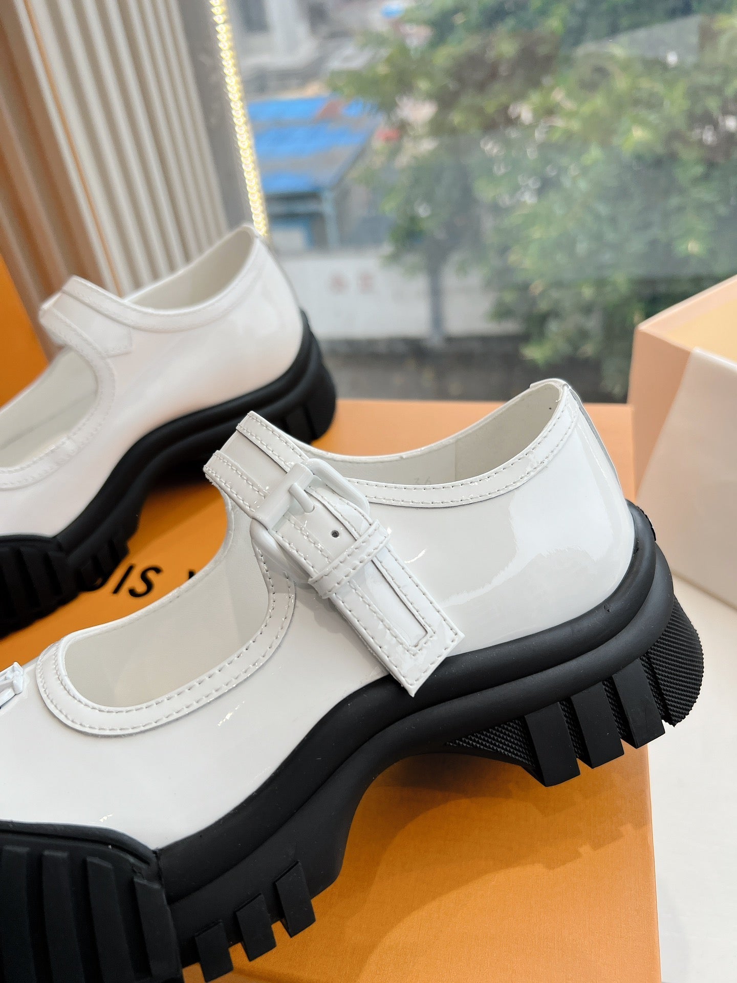 RUBY FLAT MARY JANE IN WHITE PATENT CALFSKIN