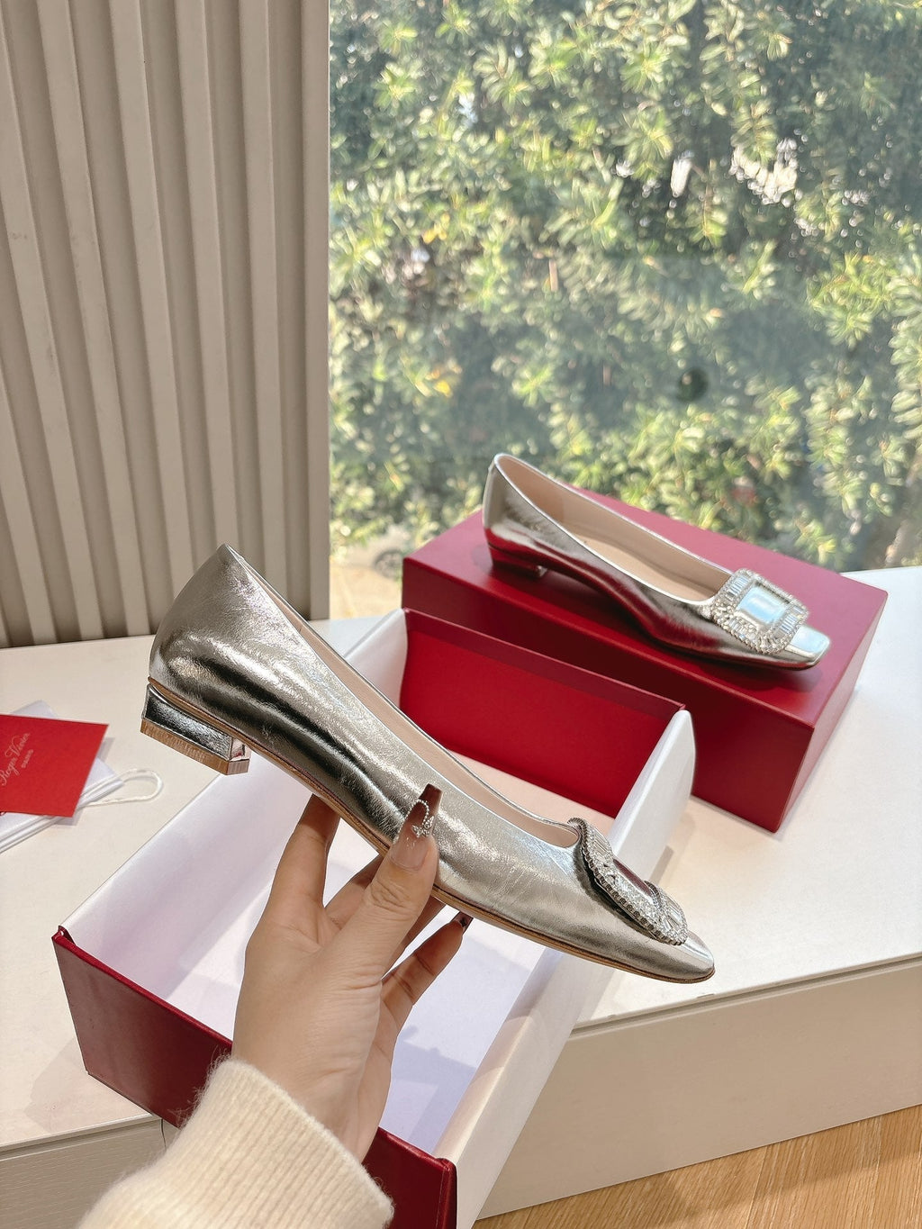 BELLE VIVIER BALLERINAS IN SILVER METALLIC SMOOTH LAMBSKIN