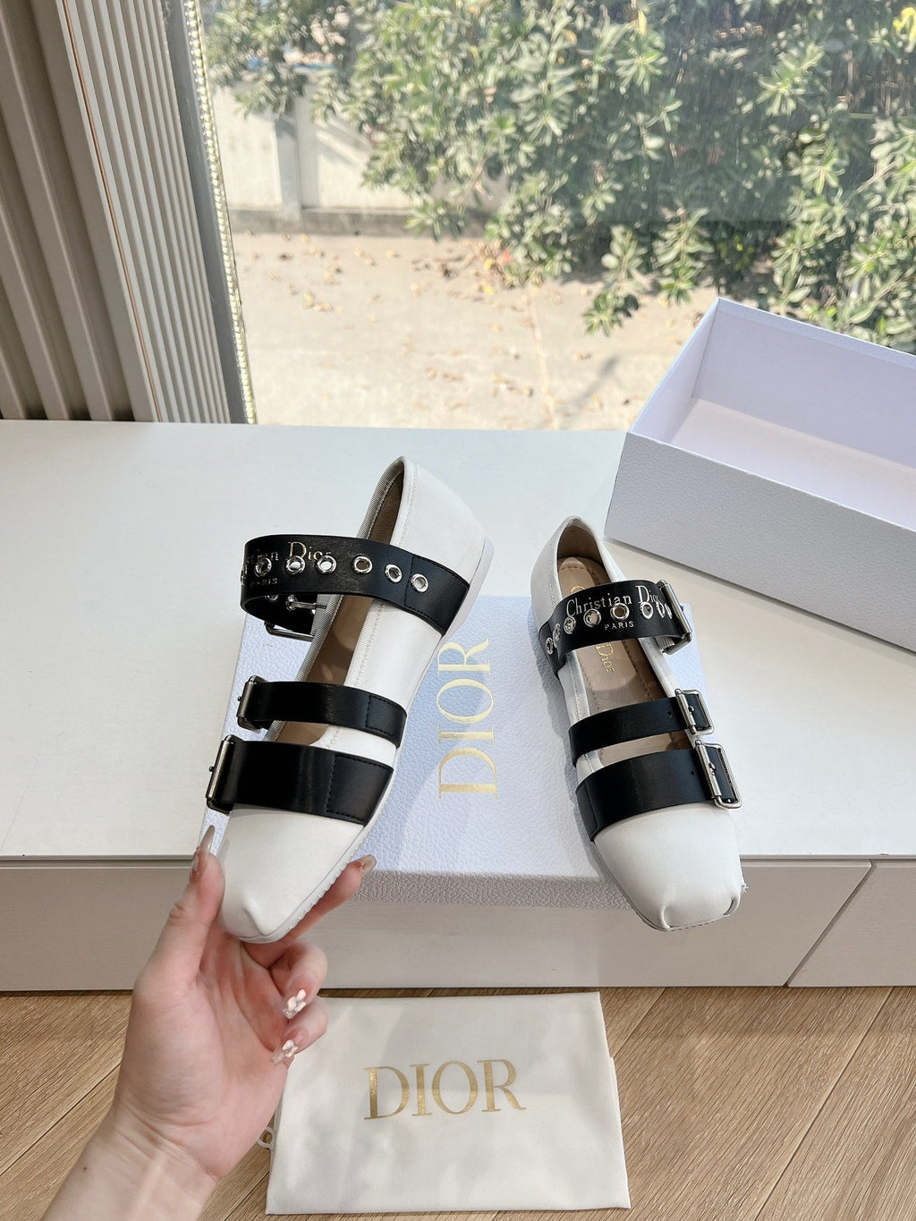 PUNK BALLET FLAT IN WHITE MIX BLACK SUPPLE CALFSKIN