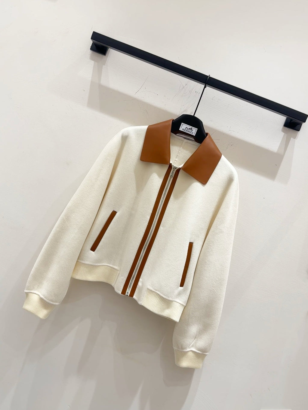 HERMES 25S CASHMERE COAT WITH SHEARLING COLLAR 253