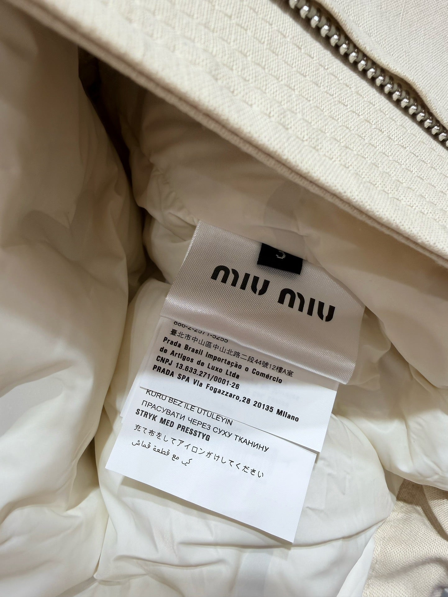 MIUMIU DOWN JACKET STYLE 842