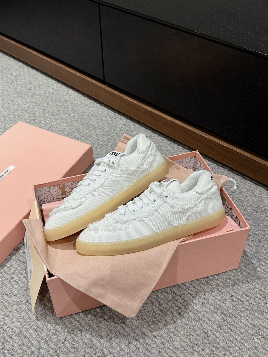 Dexun Sneaker White Canvas