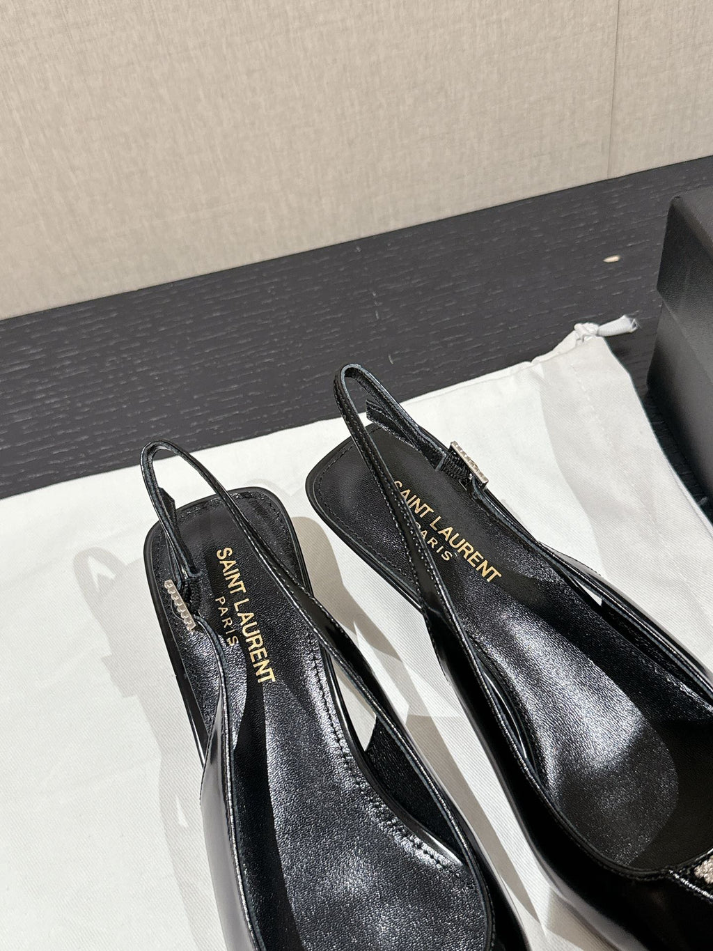 SL CHERISH CRYSTAL SLINGBACK BLACK CALFSKIN