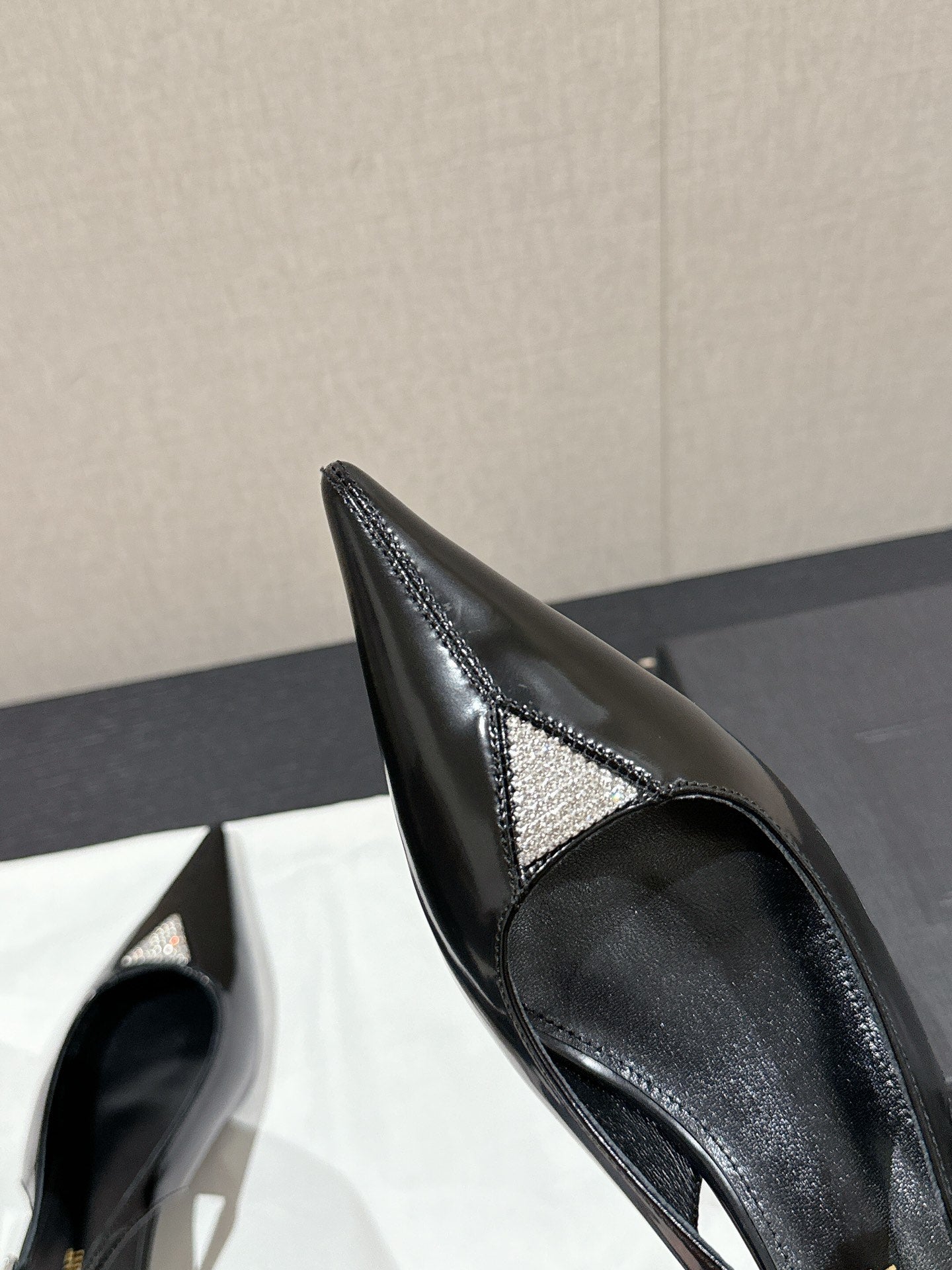 SL CHERISH CRYSTAL SLINGBACK BLACK CALFSKIN