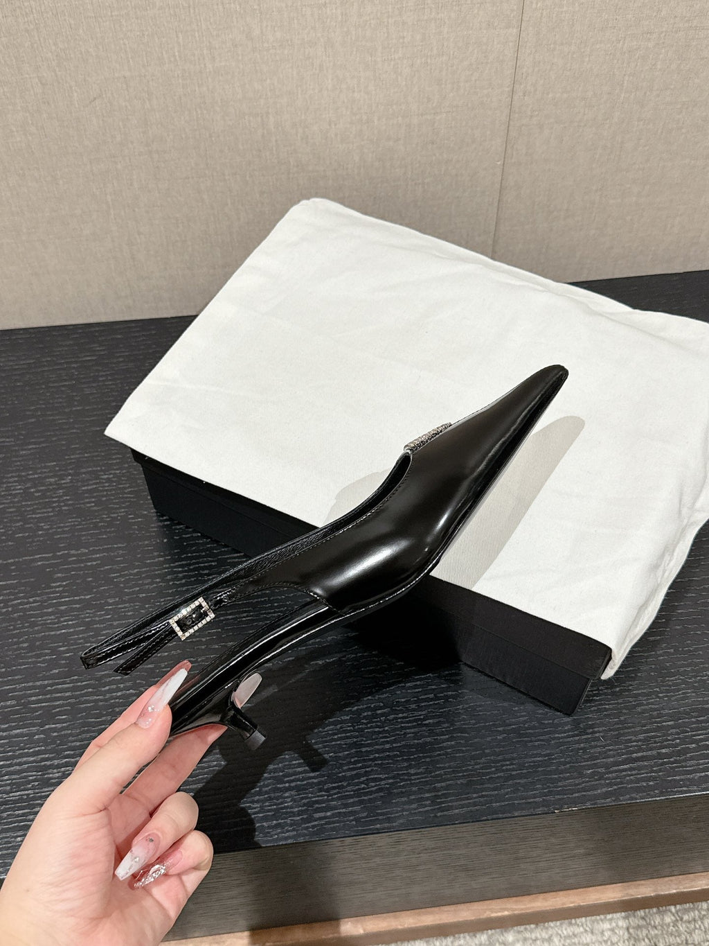 SL CHERISH CRYSTAL SLINGBACK BLACK CALFSKIN