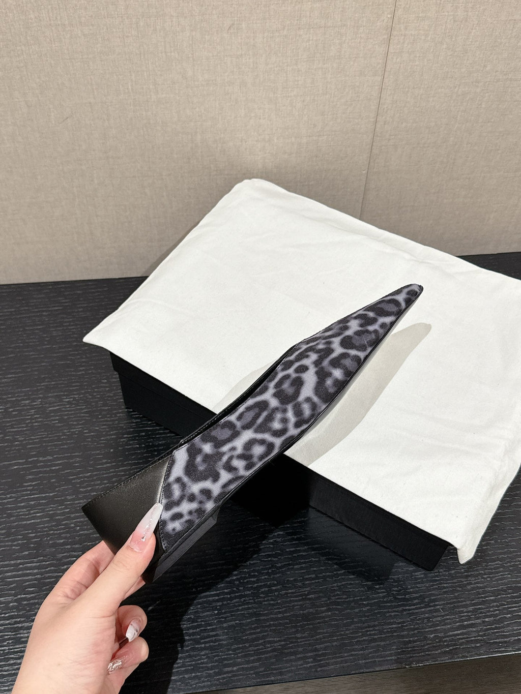 SL NOUR LEOPARD POINTED TOE BALLET BLACK CANVAS