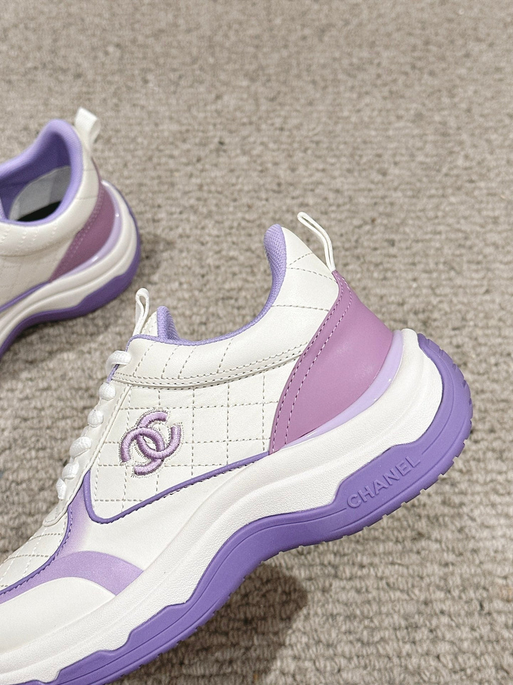 CC CLASSIC SNEAKER IN WHITE MIX IRIS PURPLE LAMBSKIN