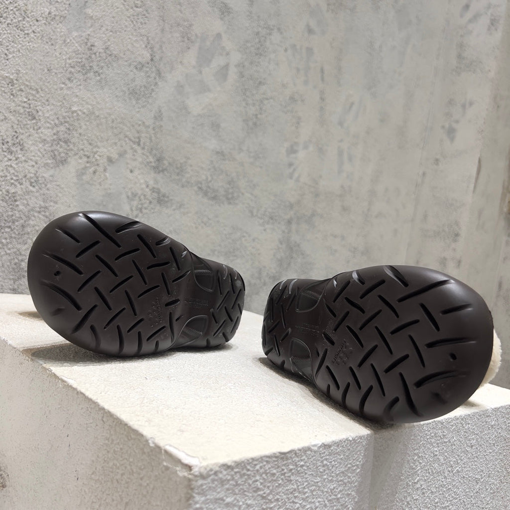 ANKLE BOOTS IN CHOCOLATE BROWN LAMBSKIN WITH SHEARLING LINING