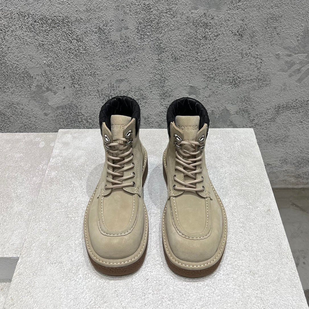 HADDOCK LACE-UP ANKLE BOOT IN KHAKI BROWN SUEDE