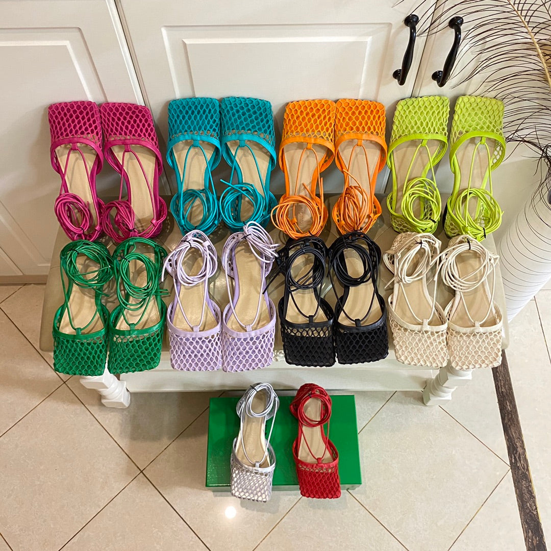 STRETCH LACE-UP FLAT SANDAL IN BRIGHT PINK METALLIZED MESH AND LEATHER