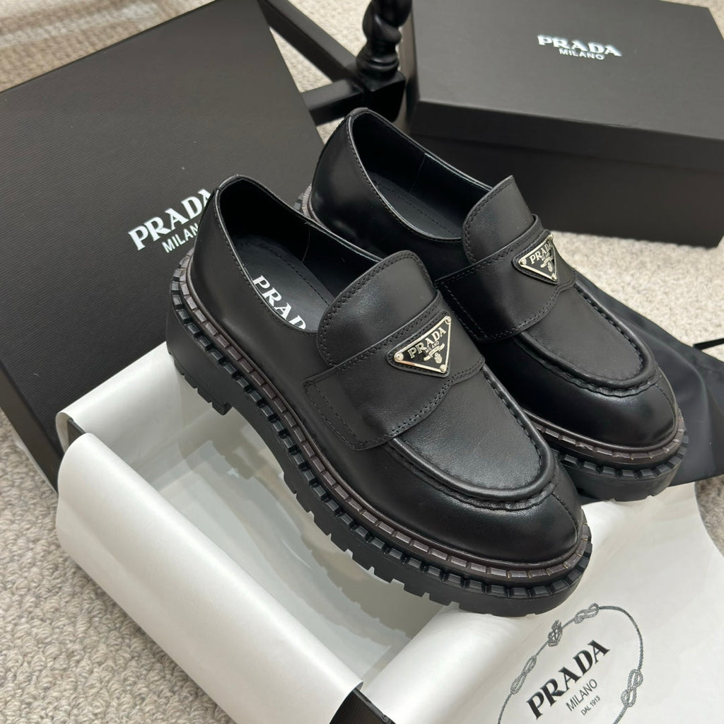 PRADA 25S LOAFER 50MM IN BLACK CALFSKIN LOGO