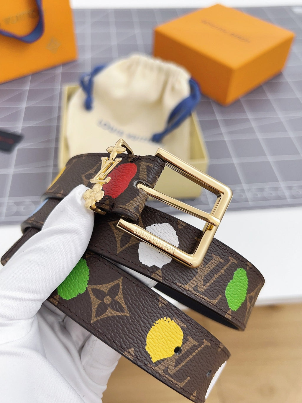 LV BLOOM 30 MM IN COLORFUL MONOGRAM CALFSKIN GOLD HARDWARE