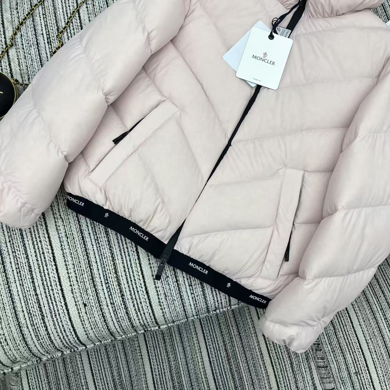 MONCLER 25S STAND-COLLAR DOWN JACKET 224
