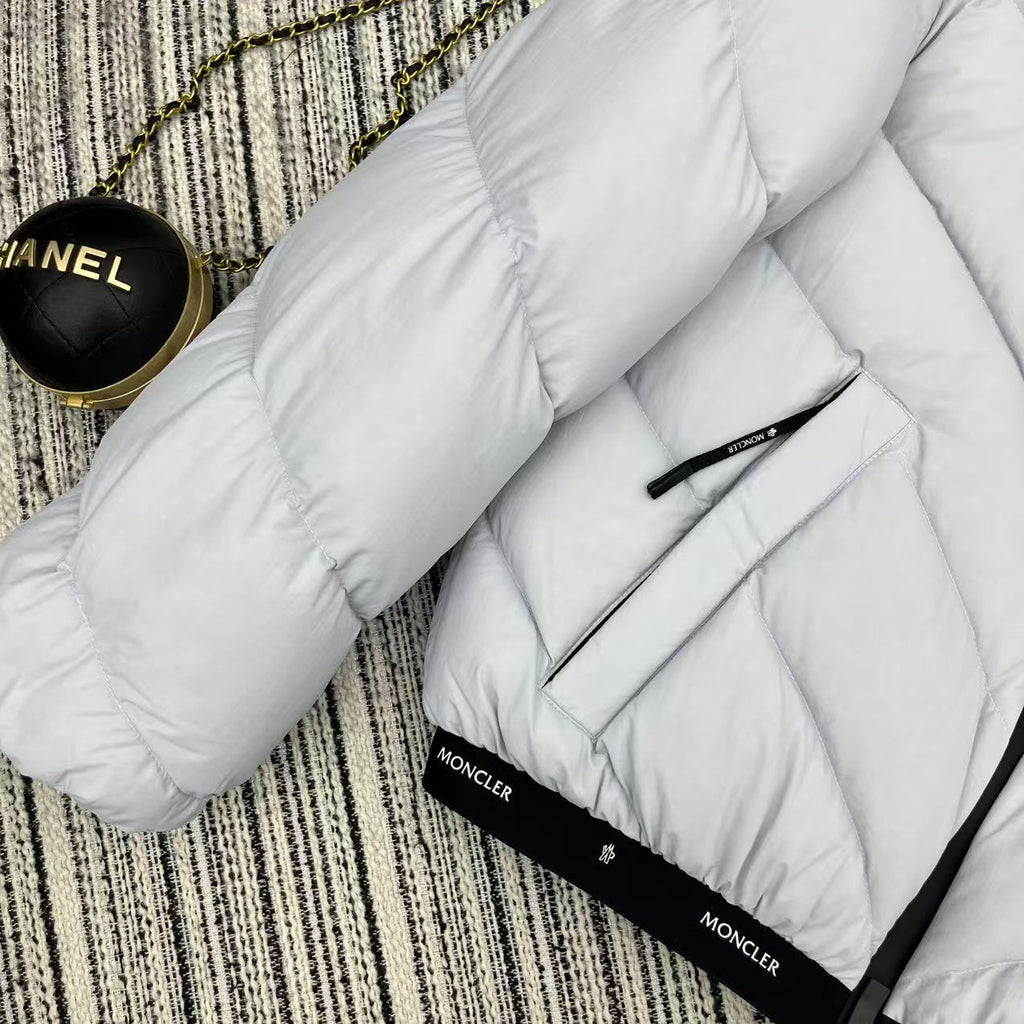 MONCLER 25S STAND-COLLAR DOWN JACKET 223